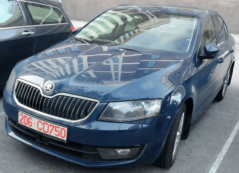 Matrícula diplomática 206